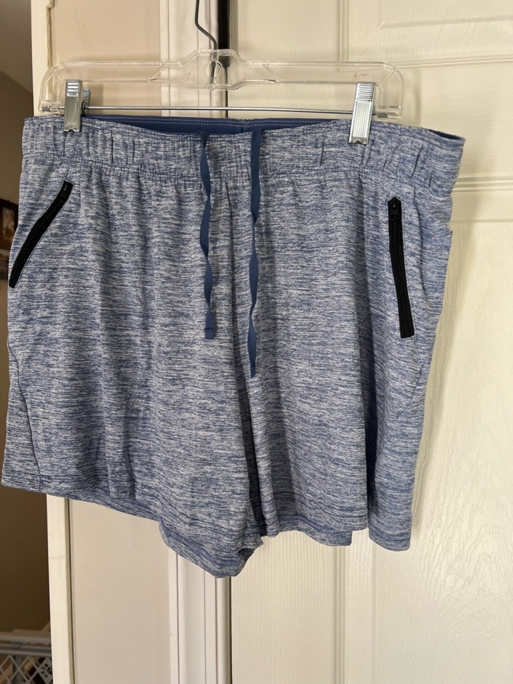 Liberty Women XL NWT Blue Athletic Drawstring Shorts with Zipper Pockets 5 in